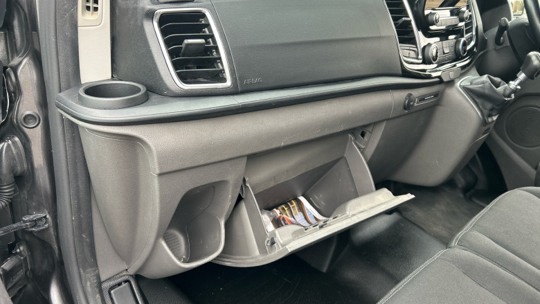 Ford Transit Custom 300 L2 Diesel Fwd 2.0 EcoBlue 130ps Low Roof Limited Van